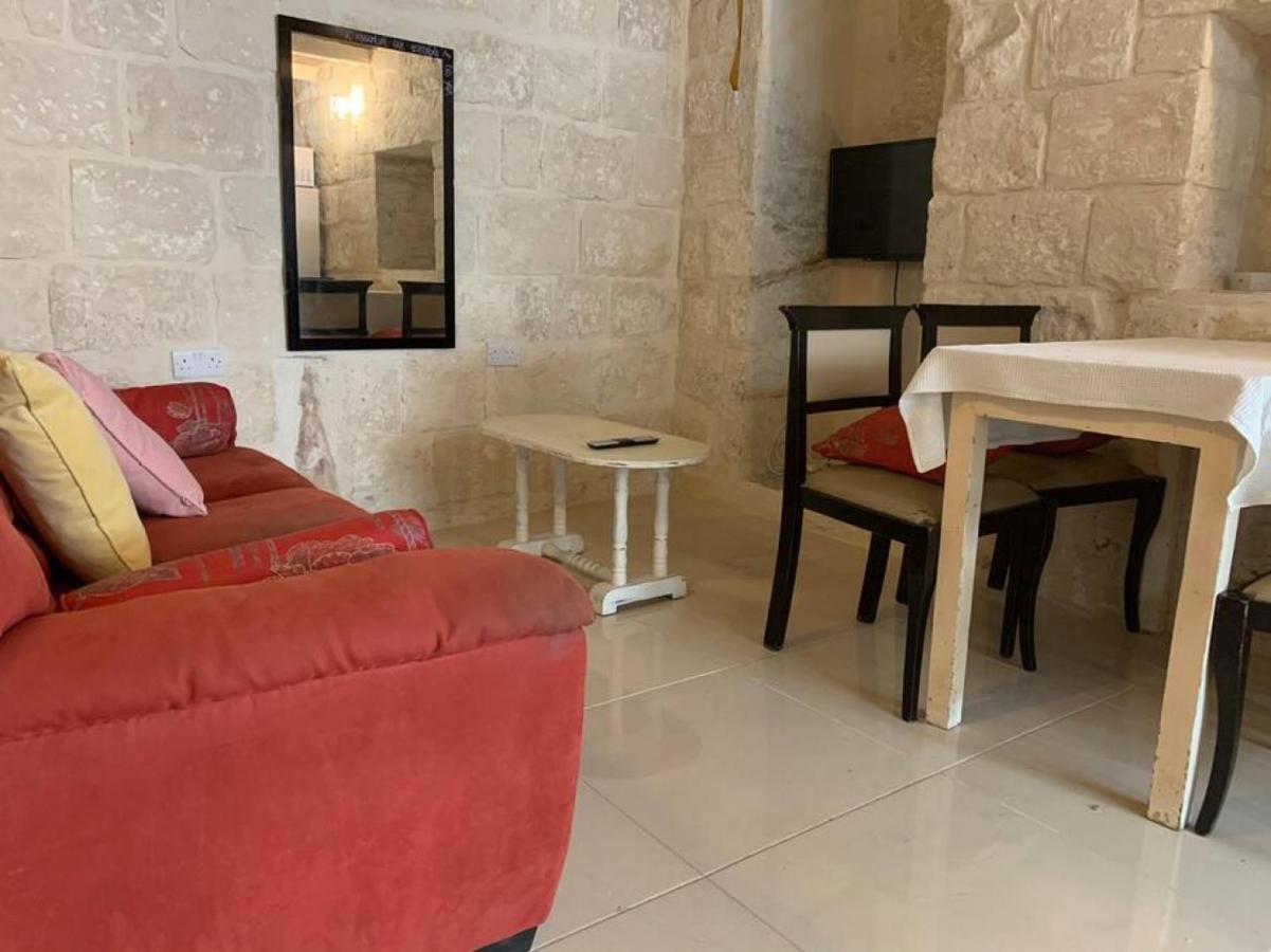 Serenity Qormi Exterior photo